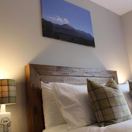 Stag Lodge Spean Bridge Ngoại thất bức ảnh
